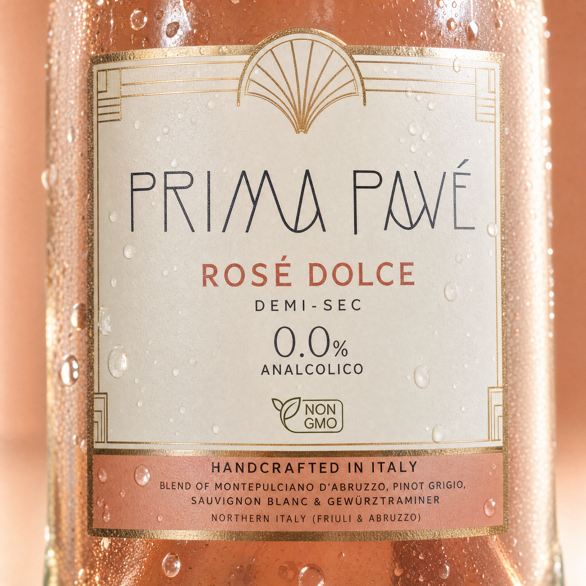 Prima Pavé Rosé Dolce Demi-Sec (0.0%) — Detail macro