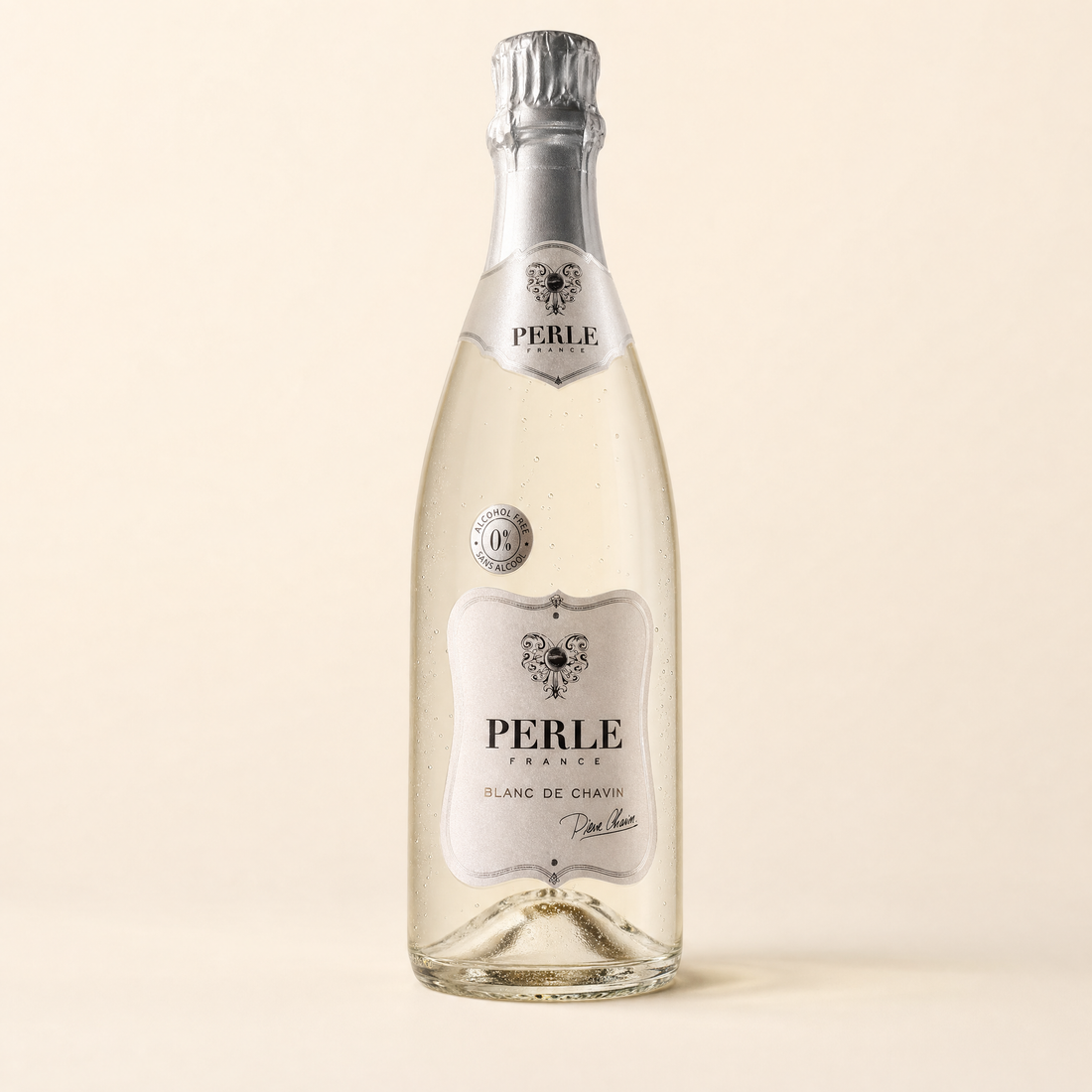 Perle Blanc 0.0% non-alcoholic sparkling wine bottle