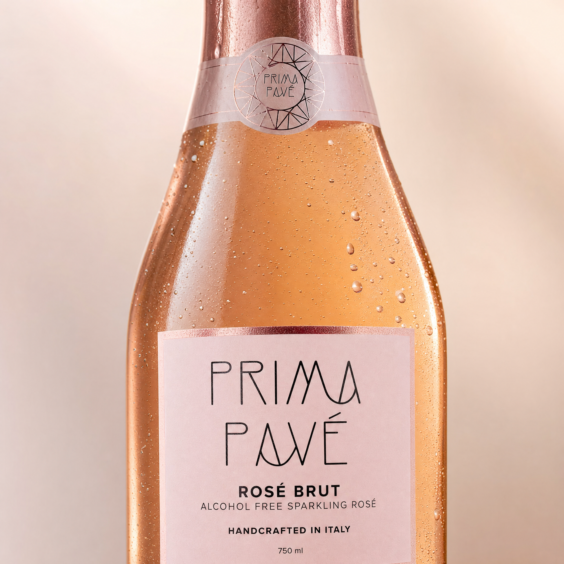 Prima Pavé Rosé Brut — label close-up