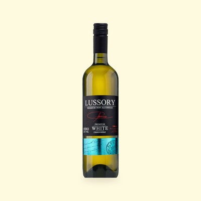 Lussory Premium Chardonnay 0.0% non-alcoholic Spanish white wine — bottle, front label reads ZERO 0.0% VOL